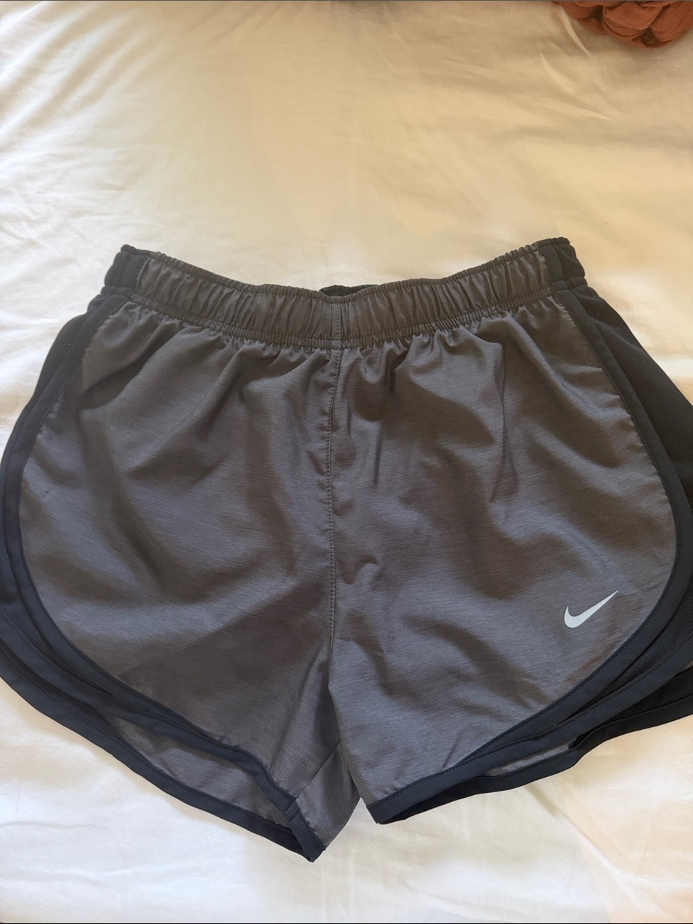 Nike dri-fit shorts size small